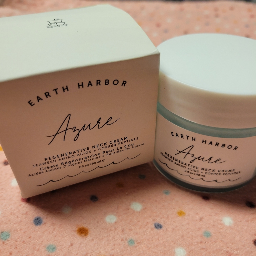 Earth Harbor Azure Neck Cream
